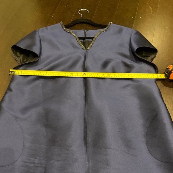 Elegant Midnight Blue Silk Dress - Picture 5 of 12